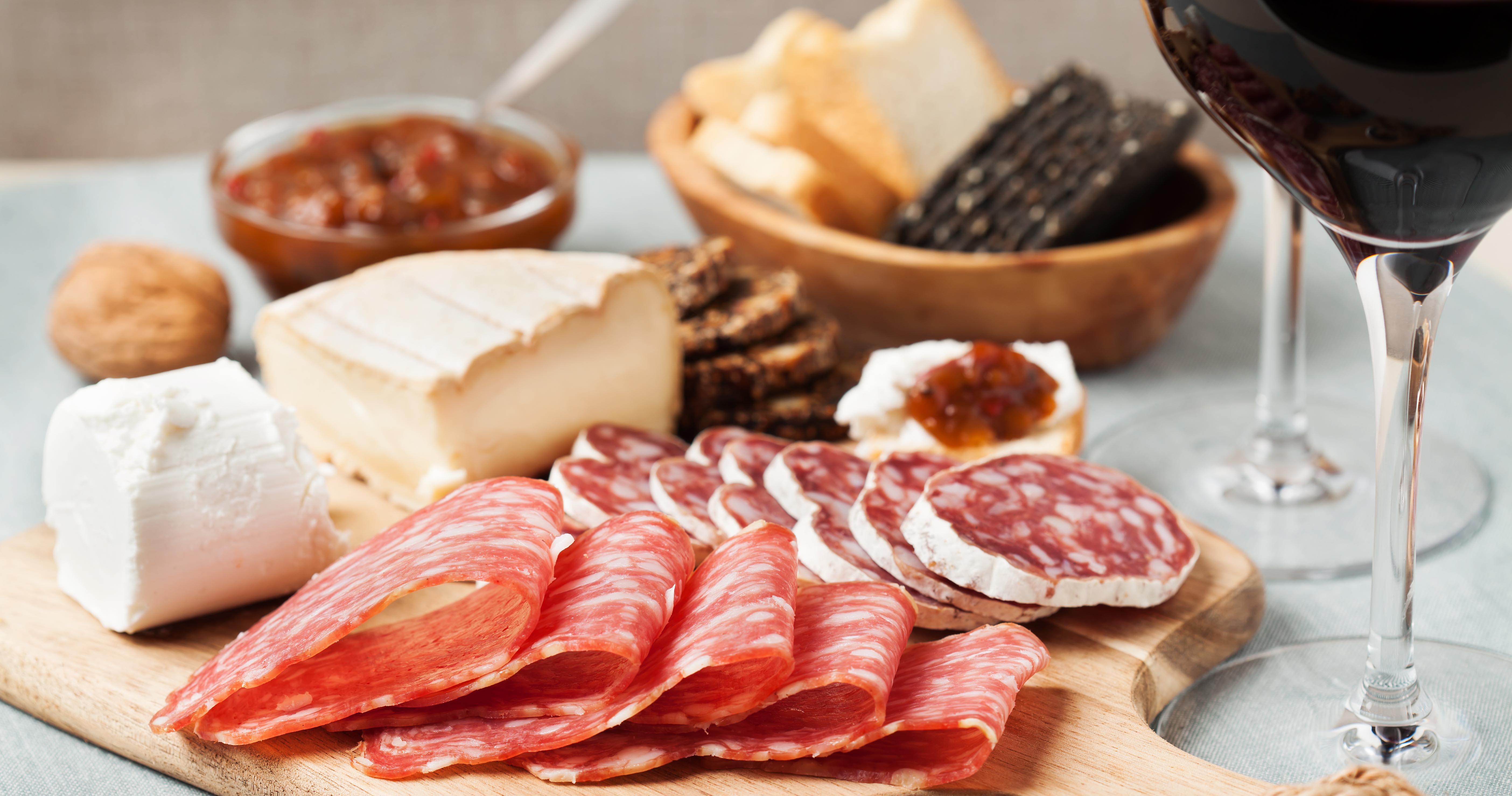 charcuterie board paired with cabernet sauvignon